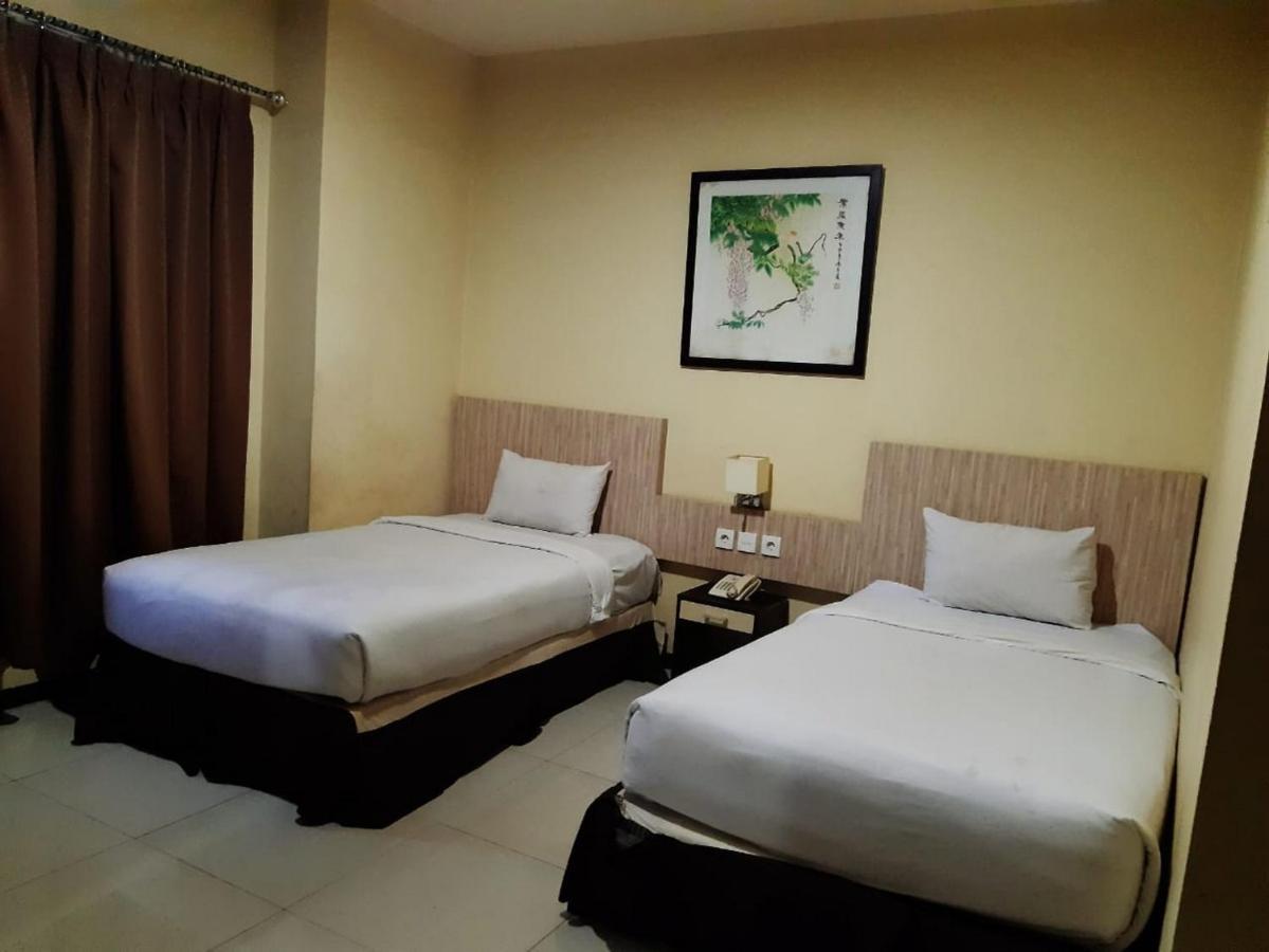 נקסר Agraha Andalas Hotel מראה חיצוני תמונה