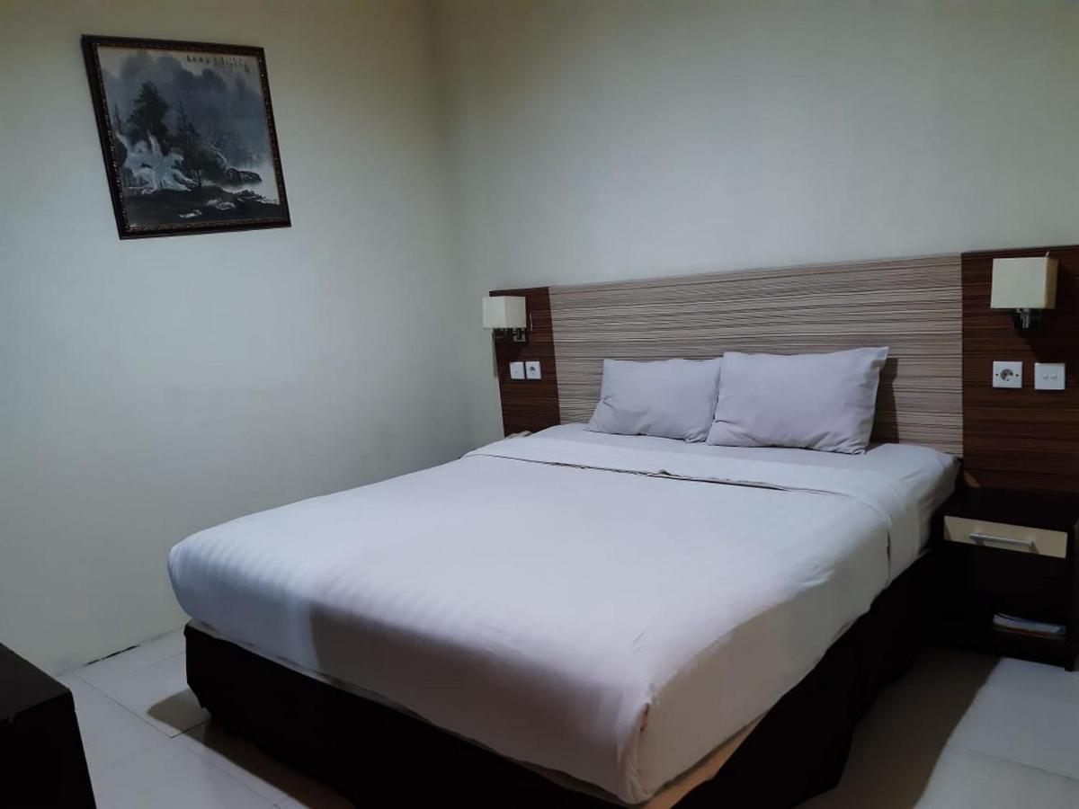 נקסר Agraha Andalas Hotel מראה חיצוני תמונה