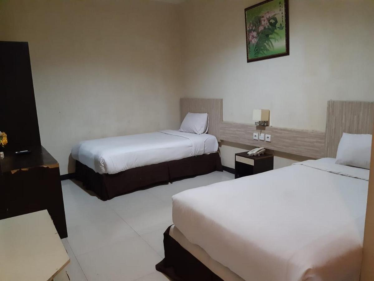 נקסר Agraha Andalas Hotel מראה חיצוני תמונה