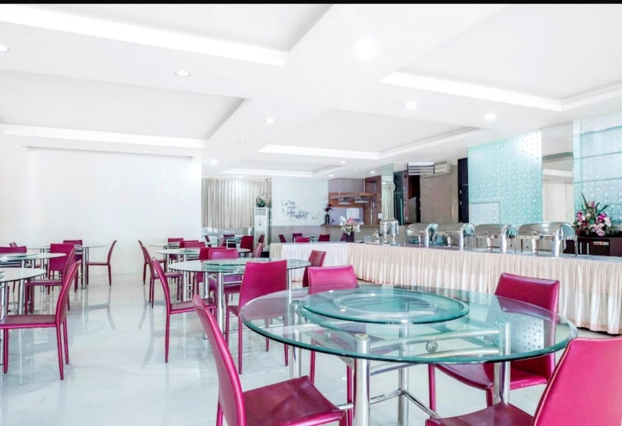 נקסר Agraha Andalas Hotel מראה חיצוני תמונה