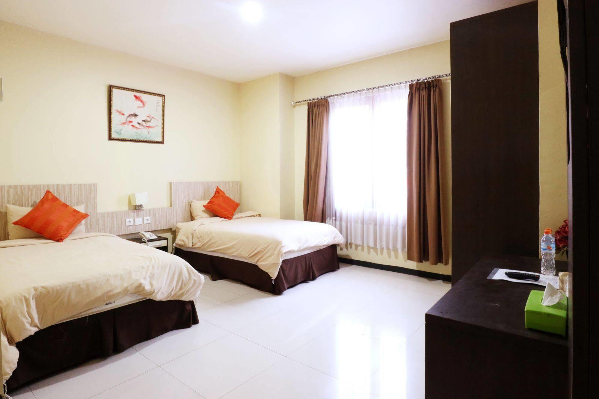 נקסר Agraha Andalas Hotel מראה חיצוני תמונה