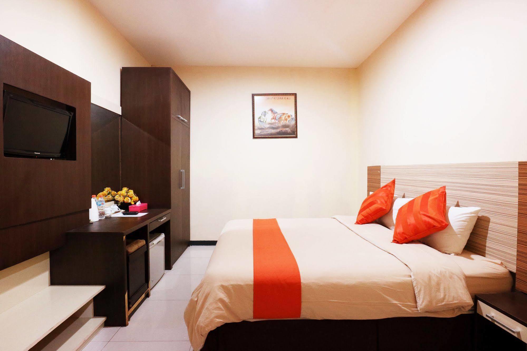 נקסר Agraha Andalas Hotel מראה חיצוני תמונה