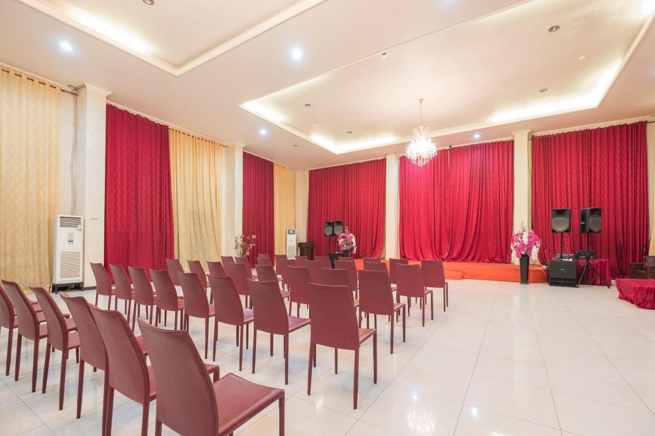 נקסר Agraha Andalas Hotel מראה חיצוני תמונה