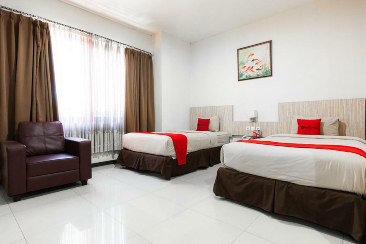 נקסר Agraha Andalas Hotel מראה חיצוני תמונה