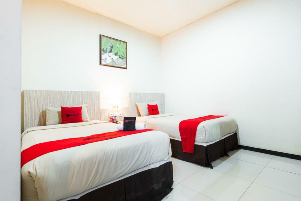 נקסר Agraha Andalas Hotel מראה חיצוני תמונה