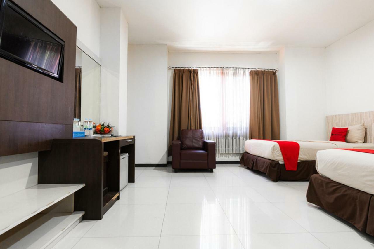נקסר Agraha Andalas Hotel מראה חיצוני תמונה
