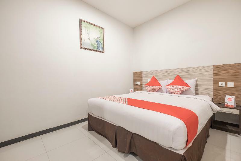 נקסר Agraha Andalas Hotel מראה חיצוני תמונה