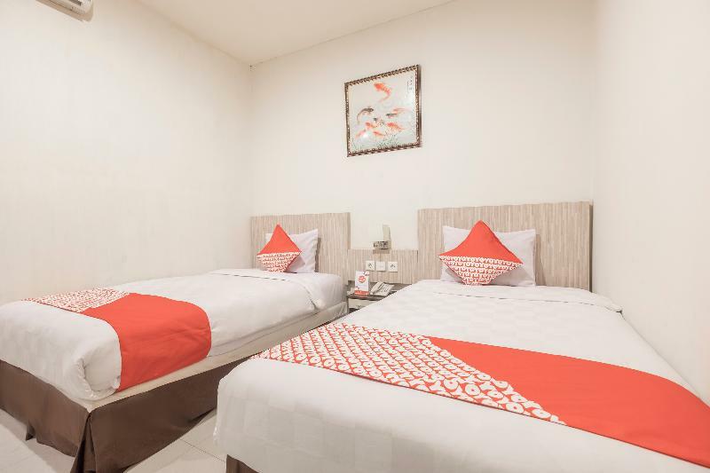 נקסר Agraha Andalas Hotel מראה חיצוני תמונה
